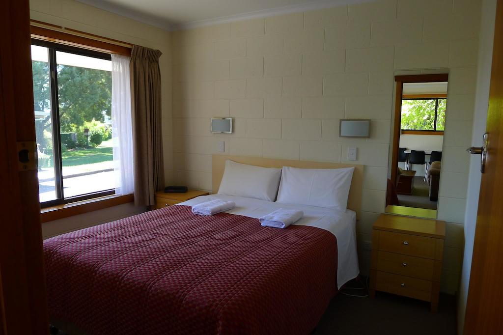 Willaway Motel Apartments Ulverstone Quarto foto